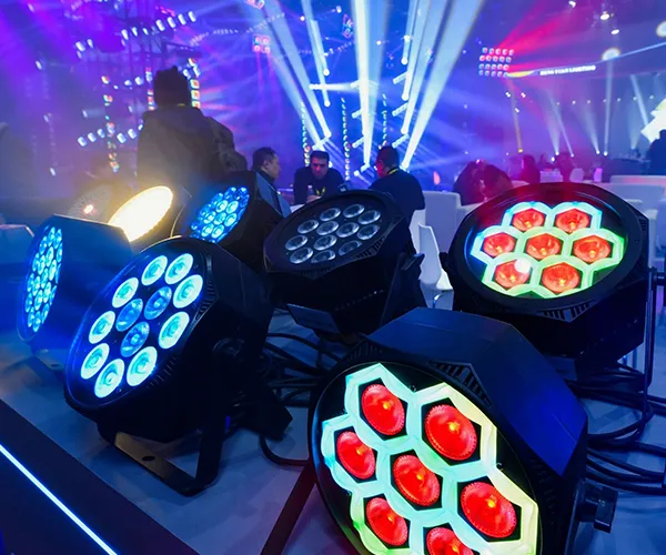 專業燈光設備、系統及配件