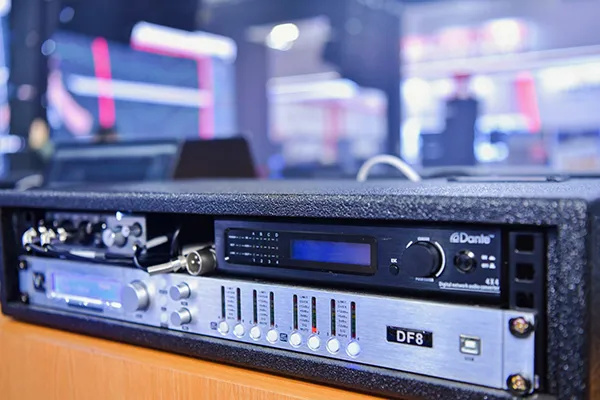 功放（功率放大器）